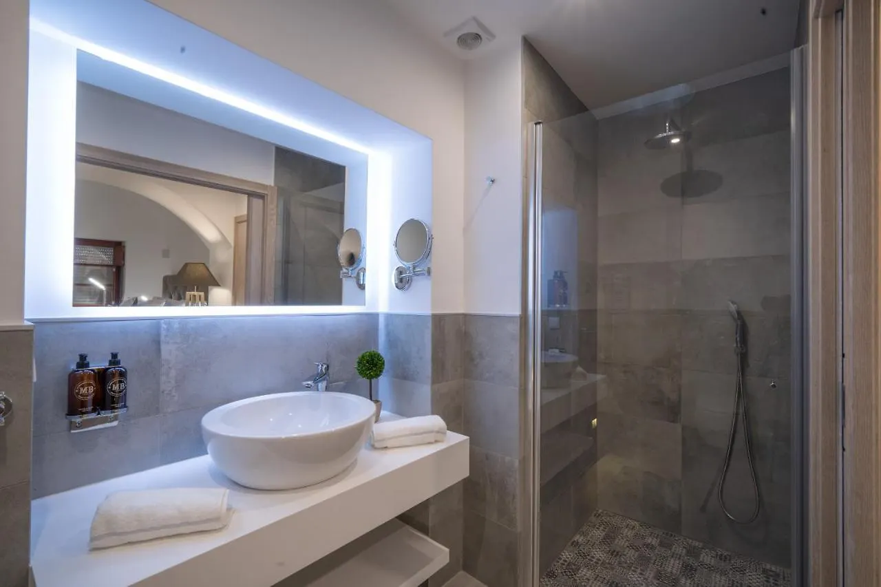 Bed and Breakfast Eleven, Boutique Luxury House & Garden Boliqueime 0*,  Portugal