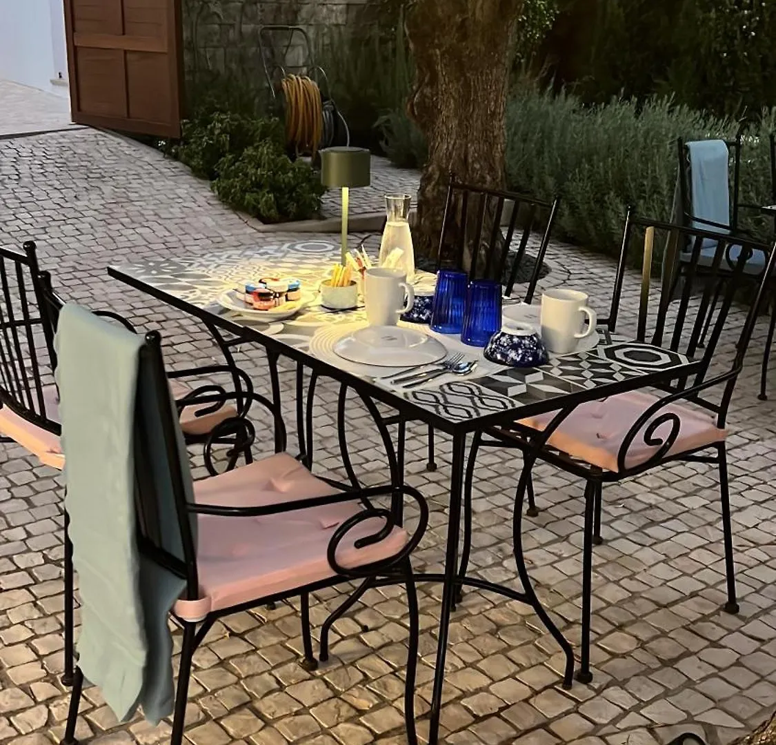 Bed and Breakfast Eleven, Boutique Luxury House & Garden Boliqueime 0*,  Portugal