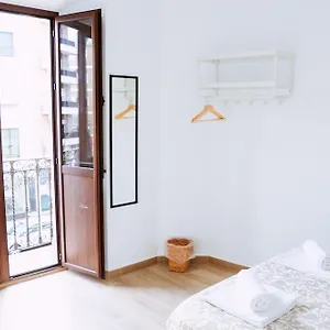 https://triana-riverside.es-andalucia.com